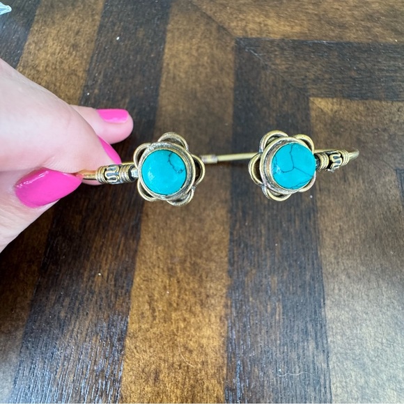 NWOT! Made in France! Turquoise and Gold Bracelet - Picture 1 of 5